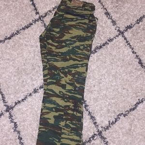 Saga Camo Snow Pants